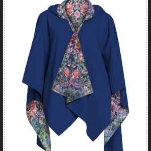 NWT Galleria Rain Cape - Monet’s Giverny Roses